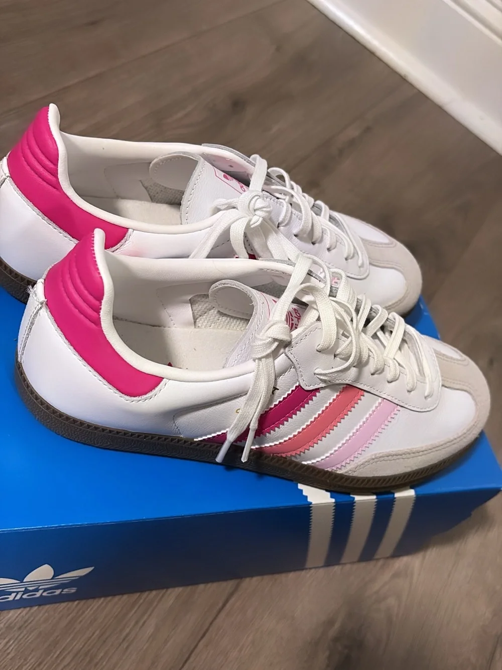 adidas Women’s White Sneakers with Pink Gradient Stripes. Brand new, never worn. - Picture 3 of 5